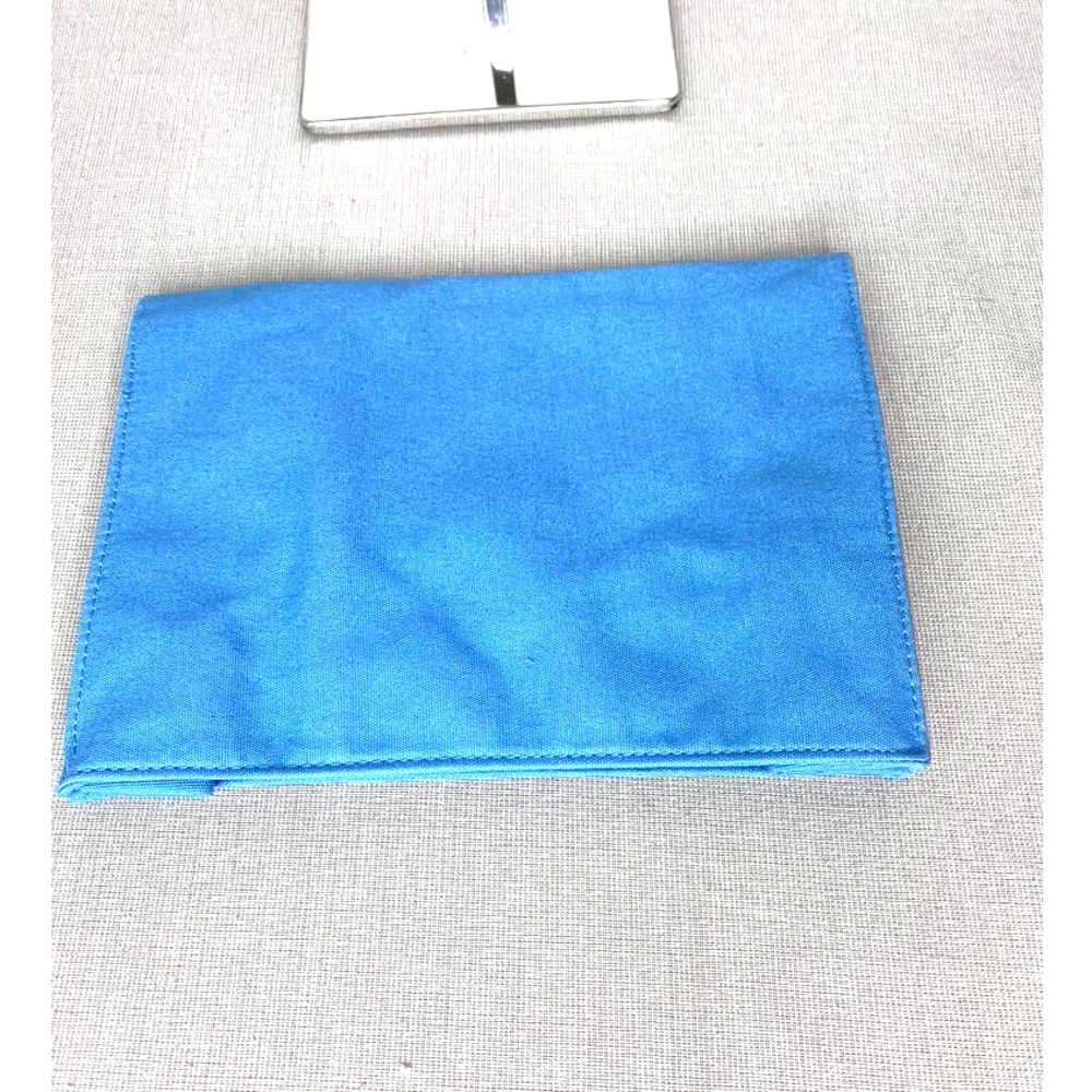 Gucci Beauty Light Blue Travel Pouch View 2